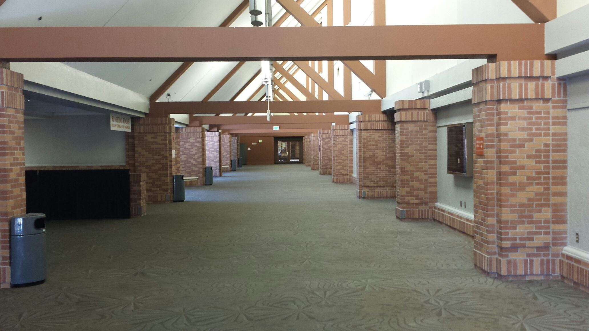 Grand Lobby leading to DT